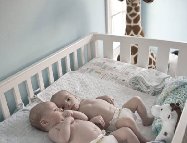 should your twins share a crib