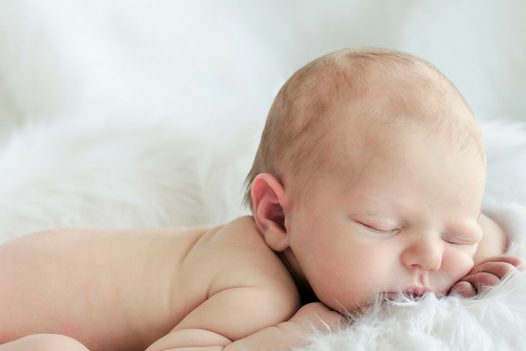10 best sleep posts to help mom survive the newborn stage